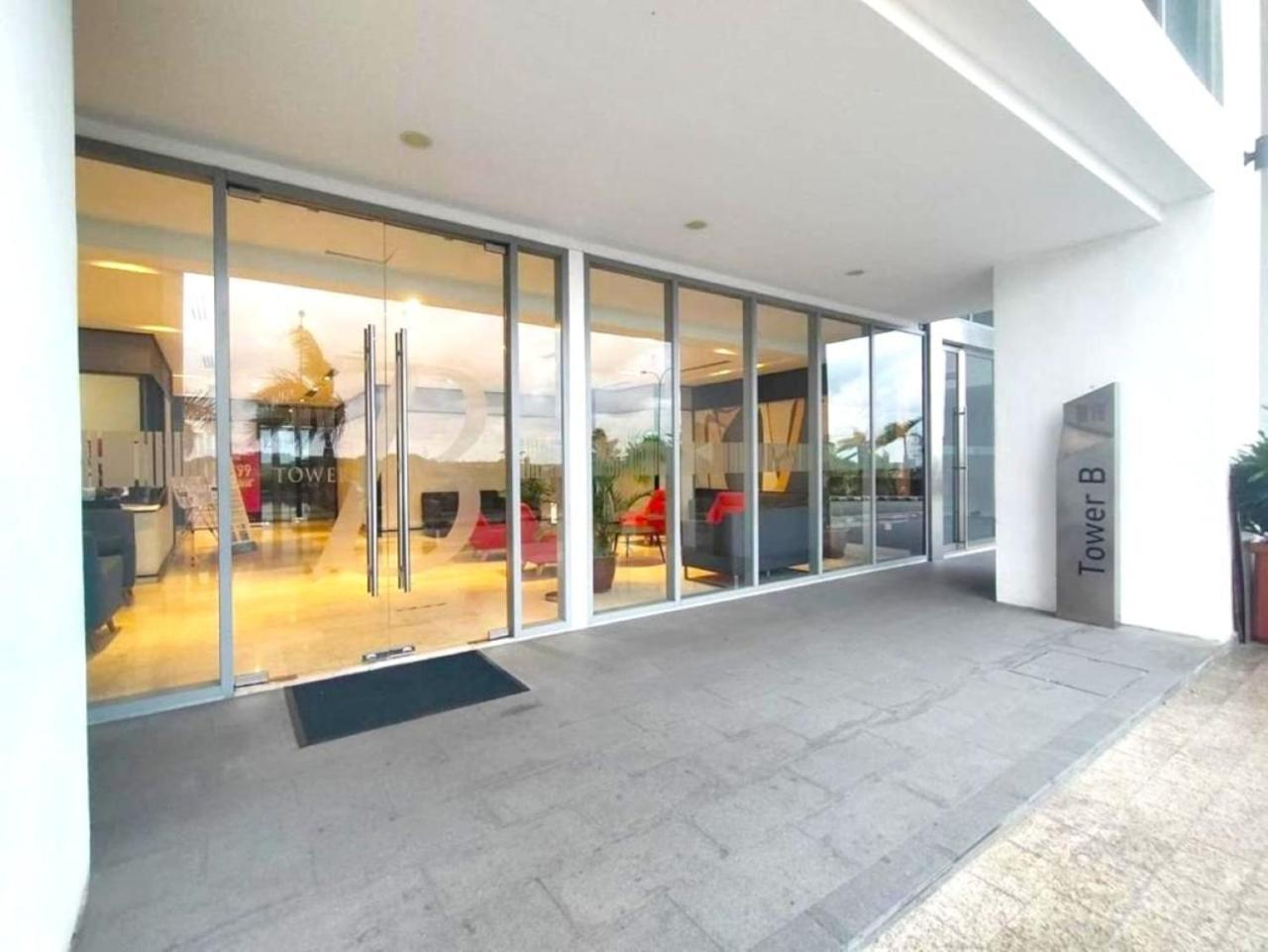 Silverscape Seaview Residence Melaka Exterior photo