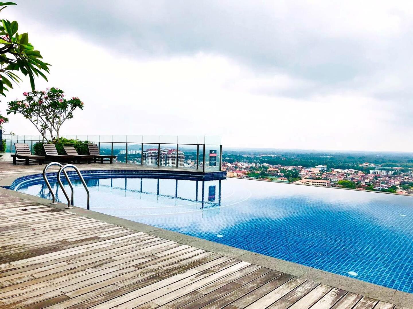 Silverscape Seaview Residence Melaka Exterior photo
